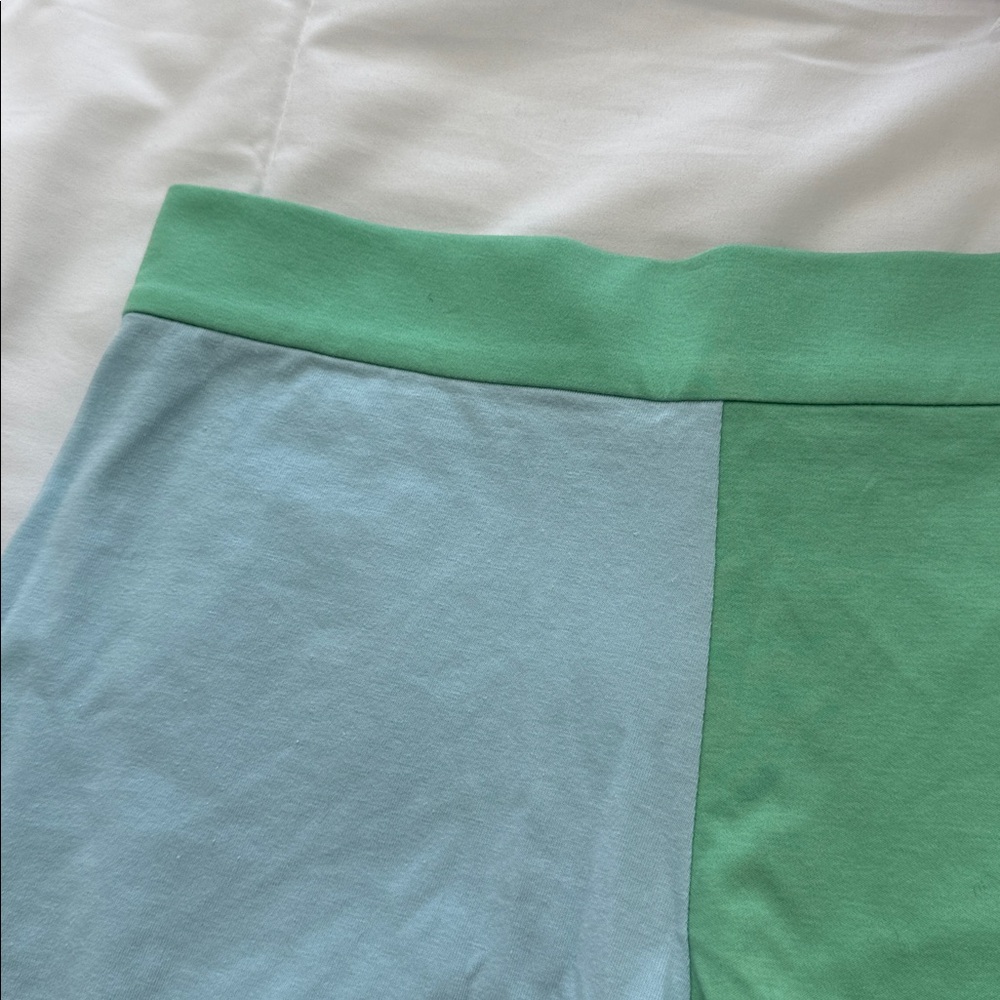 Coco Shop Colorblock Panel Shorts Size M - Picture 3 of 6